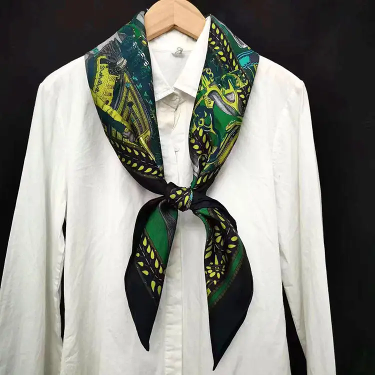 ผ้าพันคอไหมสีเขียว 90 ผืน ผ้าพันคอสี่เหลี่ยมหรูหรา ขอบม้วนด้วยมือ ผ้าพันคอสำหรับผู้หญิง เครื่องประดับผม ของขวัญคริสต์มาสสำหรับคนรัก