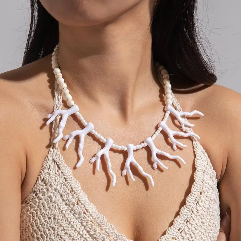 جديد بسيط الأحمر حبة سلسلة الخوخ القلب قلادة قلادة متعدد الطبقات حبة المختنق للنساء مجوهرات اكسسوارات الحفلات