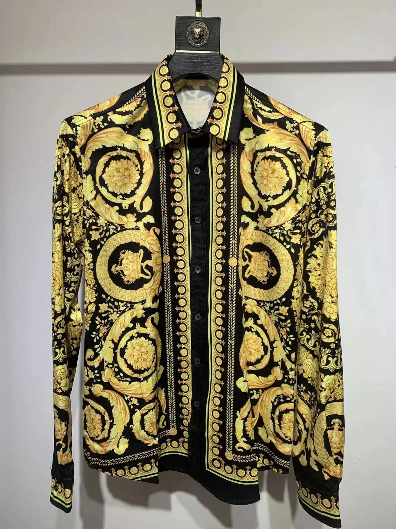 

Men's Royal Luxury Shirts, Fitted clothes, full floral print shirts, long comics, Graduation Party shirts, Men's Luxury social