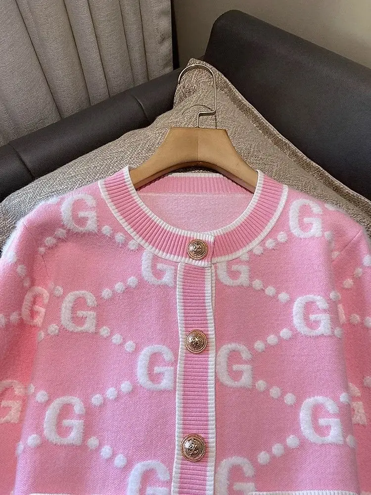 Luxury Pink Knitted Cardigan Women Sweater Autumn Winter Coat Letter Long Sleeve Short Tops Design Trend Women\'s Clothing New