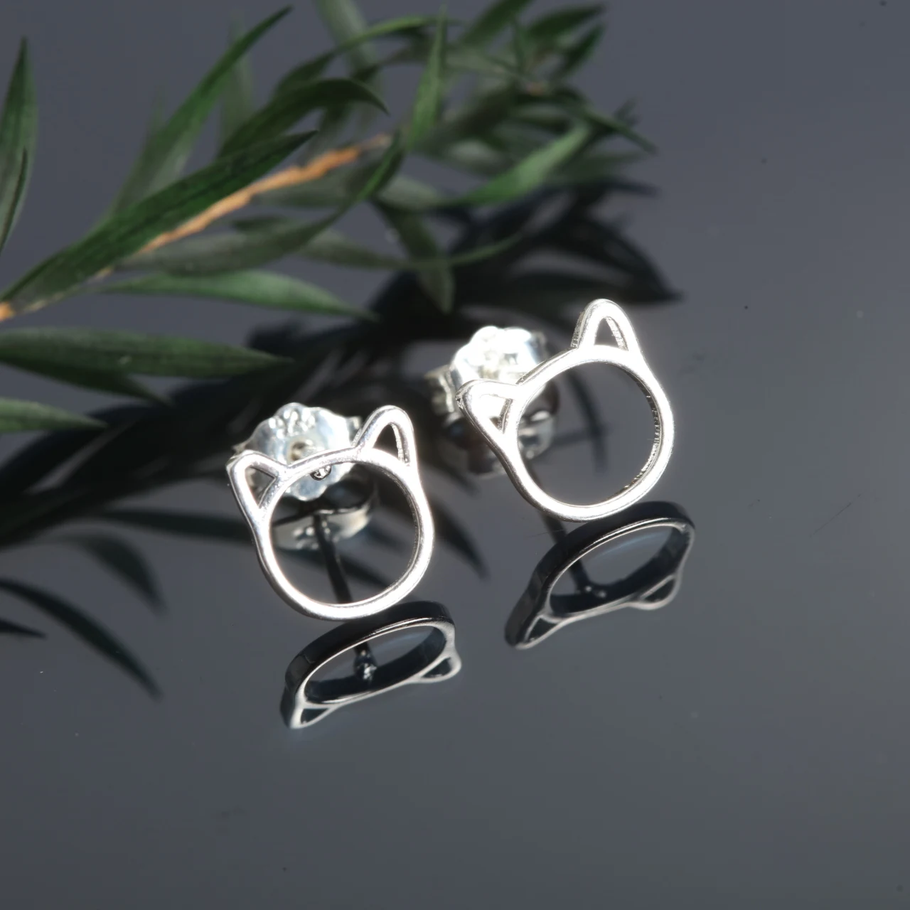 Simple Small Earrings Multi Style Daily Basic All-match Niche Temperament Jewelry For Women Personality Delicate Accessories