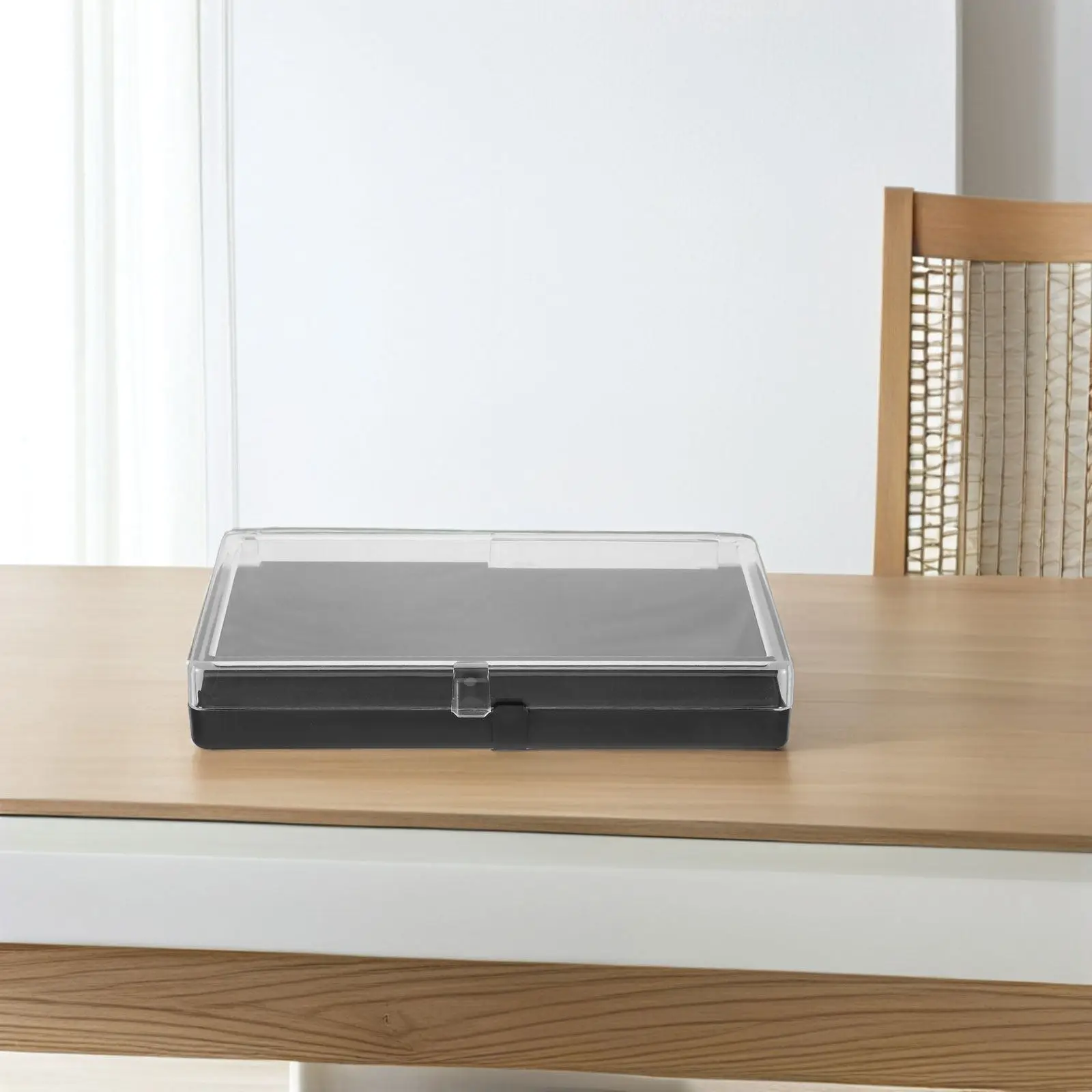 

Набор из 4 пластиковых коробок для значков и украшений с откидной крышкой, идеально подходят для медалей, значков, колец, эмалевых пинов, дорожных украшений