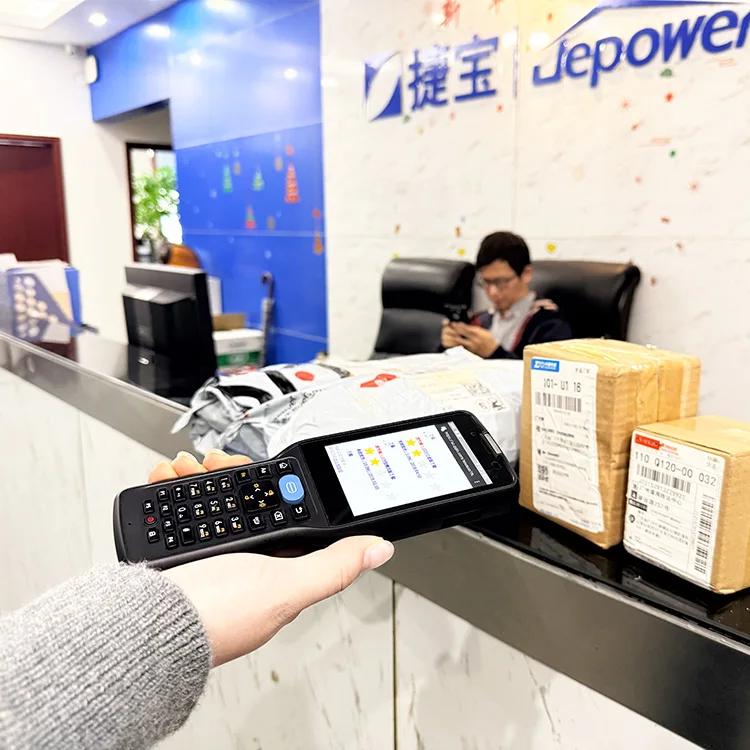 

3,5-дюймовый защищенный терминал Android PDA с 4 ГБ ОЗУ, 64 ГБ ПЗУ, 2D сканером штрих-кодов, NFC, IP65, Android 12