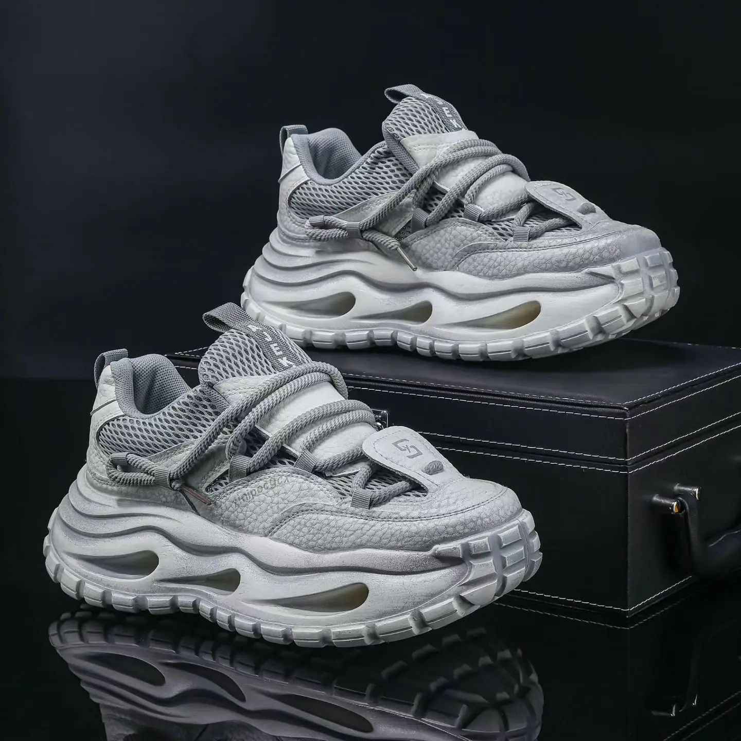 

Men's Chunky Sneakers Retro Washed Thick Sole Casual Shoes Breathable Mesh Platform Walking Shoes