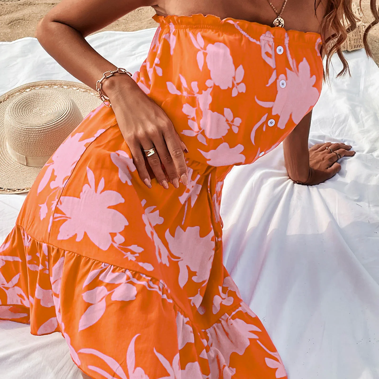 Gran oferta, bonito y barato, vestido de flores sin tirantes para mujer, elegante vestido veraniego ahumado para playa de verano, vestido superior para niñas, bata para mujer