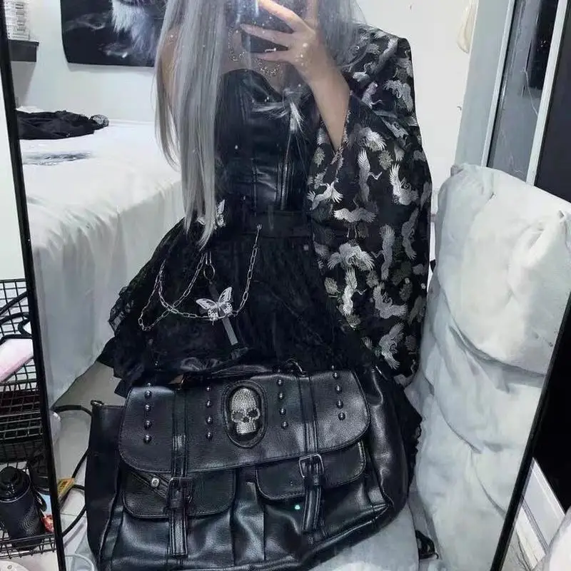 

Y2K панк череп тысячелетия популярная кожаная мотоциклетная сумка для девочек сумка через плечо с заклепками и застежкой-молнией повседневная сумка на плечо