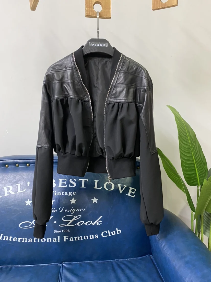 Nouvelle veste en cuir pour femme 2025, manteau en peau de mouton, coupe ajustée, design plissé à la taille, fermeture éclair, manches longues, ultra-légère