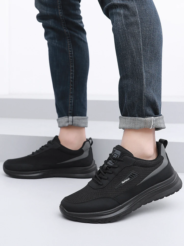 

spring of the new and old Beijing cloth shoes men's singles shoes dad outdoor leisure striding shoes light the old sneakers