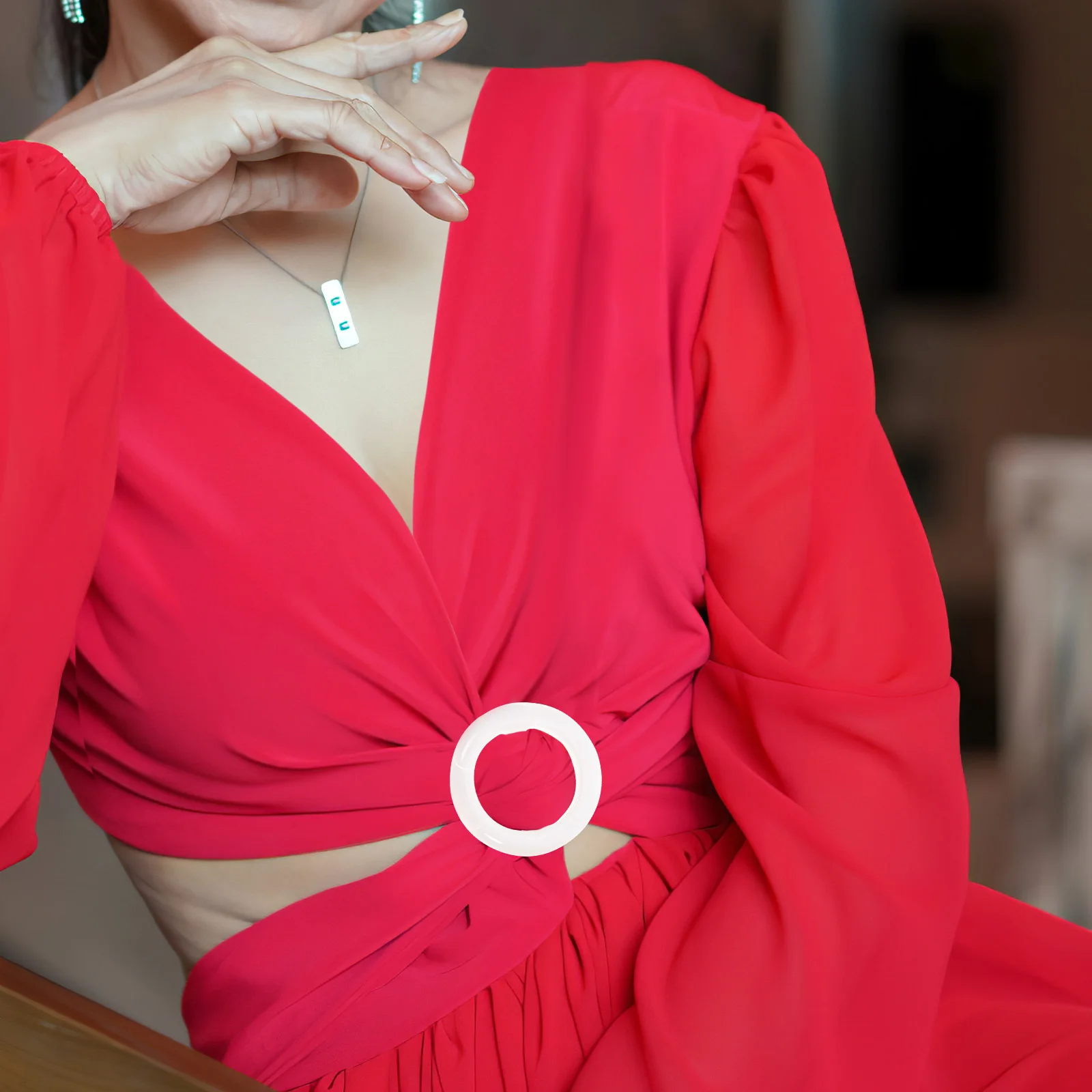 

6Pcs Shirt Clips Elegant Round T-Shirt Clips Summer Fashion Scarf Clip Rings Clothing Corner Knotted Buckles Clothing Decoration