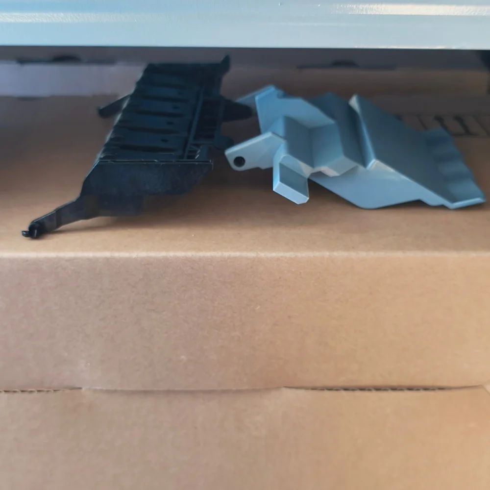 

Крышка каретки в сборе для плоттера HP DesignJet 10 20 30 70 90 100 110 120 130; верхняя крышка печатающей головки