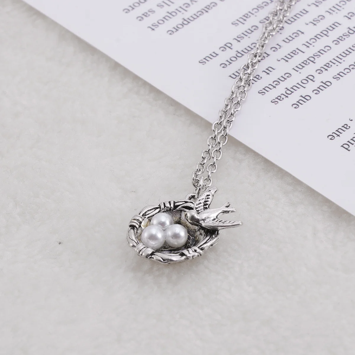 

1Pcs Alloy Necklace Bird Nest Pearl Pendant Durable Long Chain Elegant Women Jewelry Gift for Mother's Day Birthday