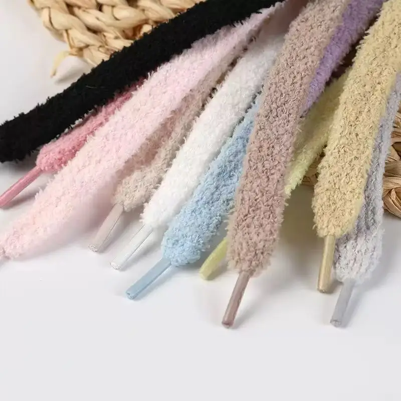 1.3cm Wide Fluffy Shoelaces for High-Top Canvas Shoes - Plush Faux Fur Laces, Soft Decorative Replacement Shoe Strings