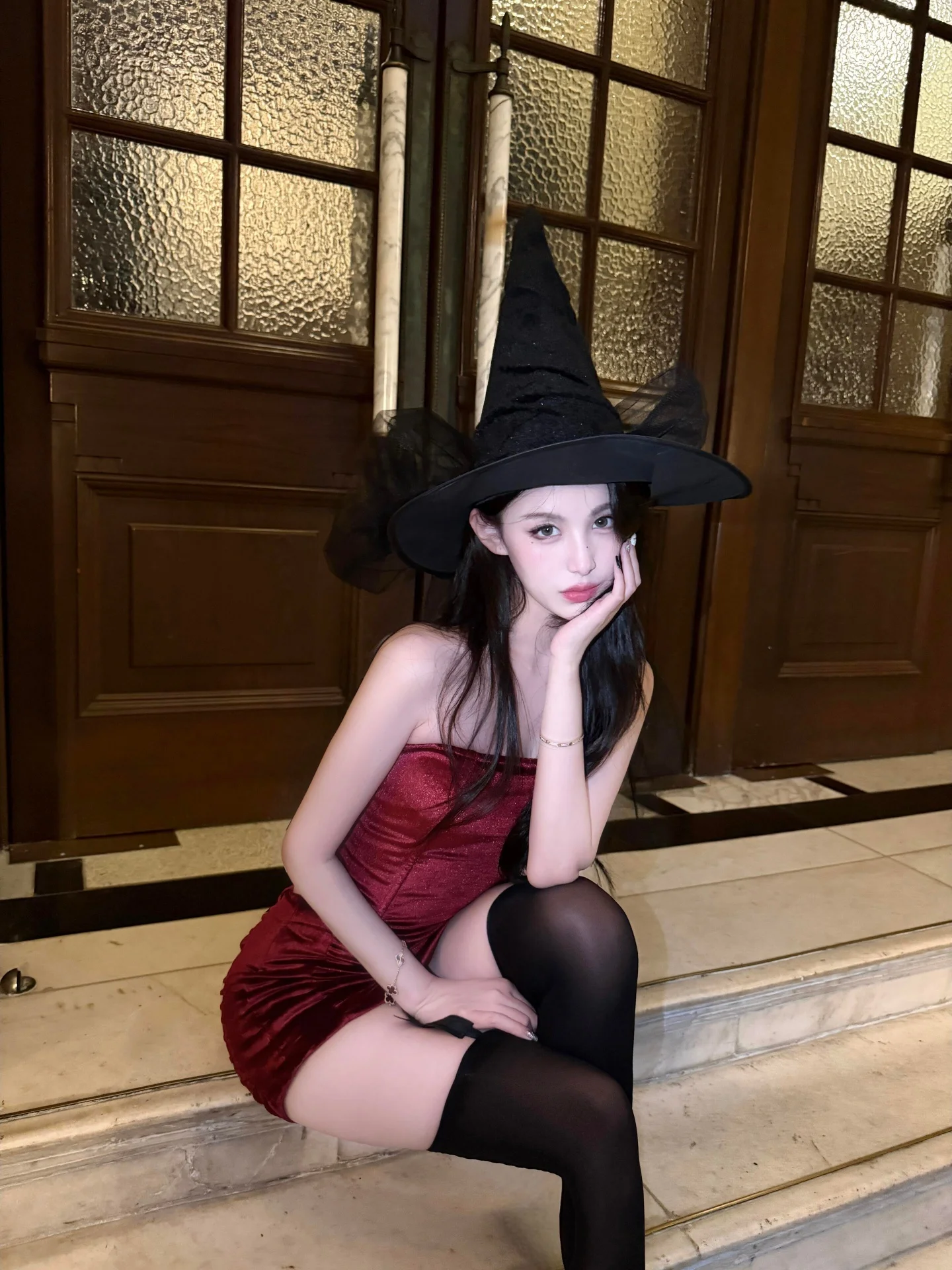 Seksowny Czerwony Diabełek Halloween Cosplay Dopasowany Zestaw Spódnica i Top Tube Sweet Cool Personali Czerwona Spódnica Owijana ter Ne Design