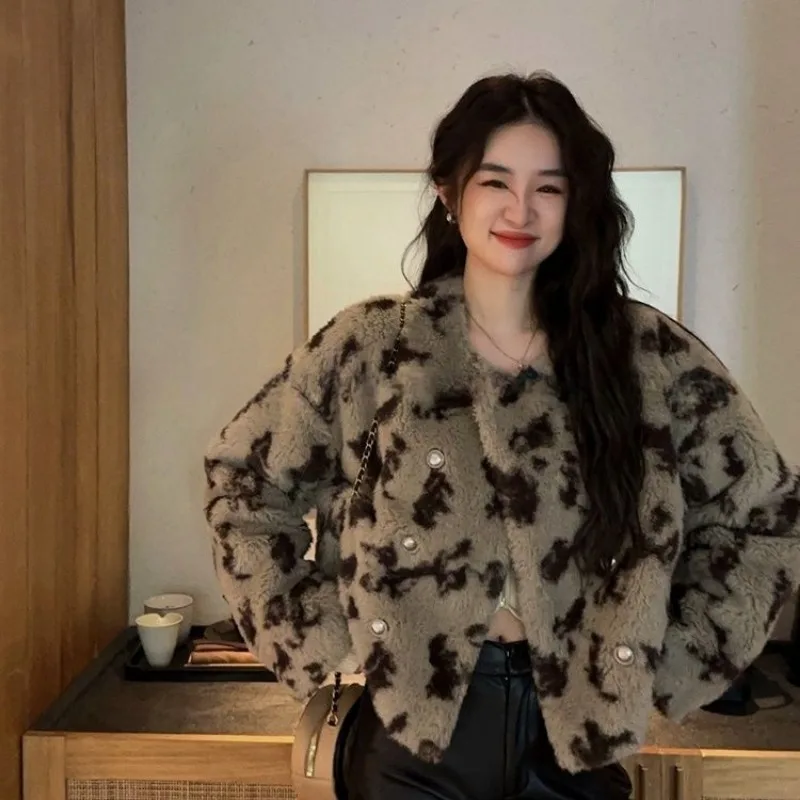 

Fashionable Jacket Women 2025 Autumn and Winter New Plush Small Loose Loose Cotton Warm Versatile Top