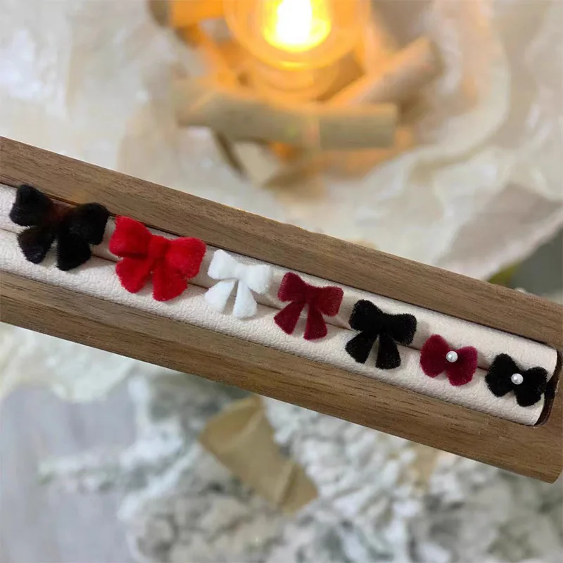 Red Plush Bow Tie Bowknot Ribbon Winter Nail Art Decorations DIY Manicure Accessories Sweet Luxury Decoration Black White