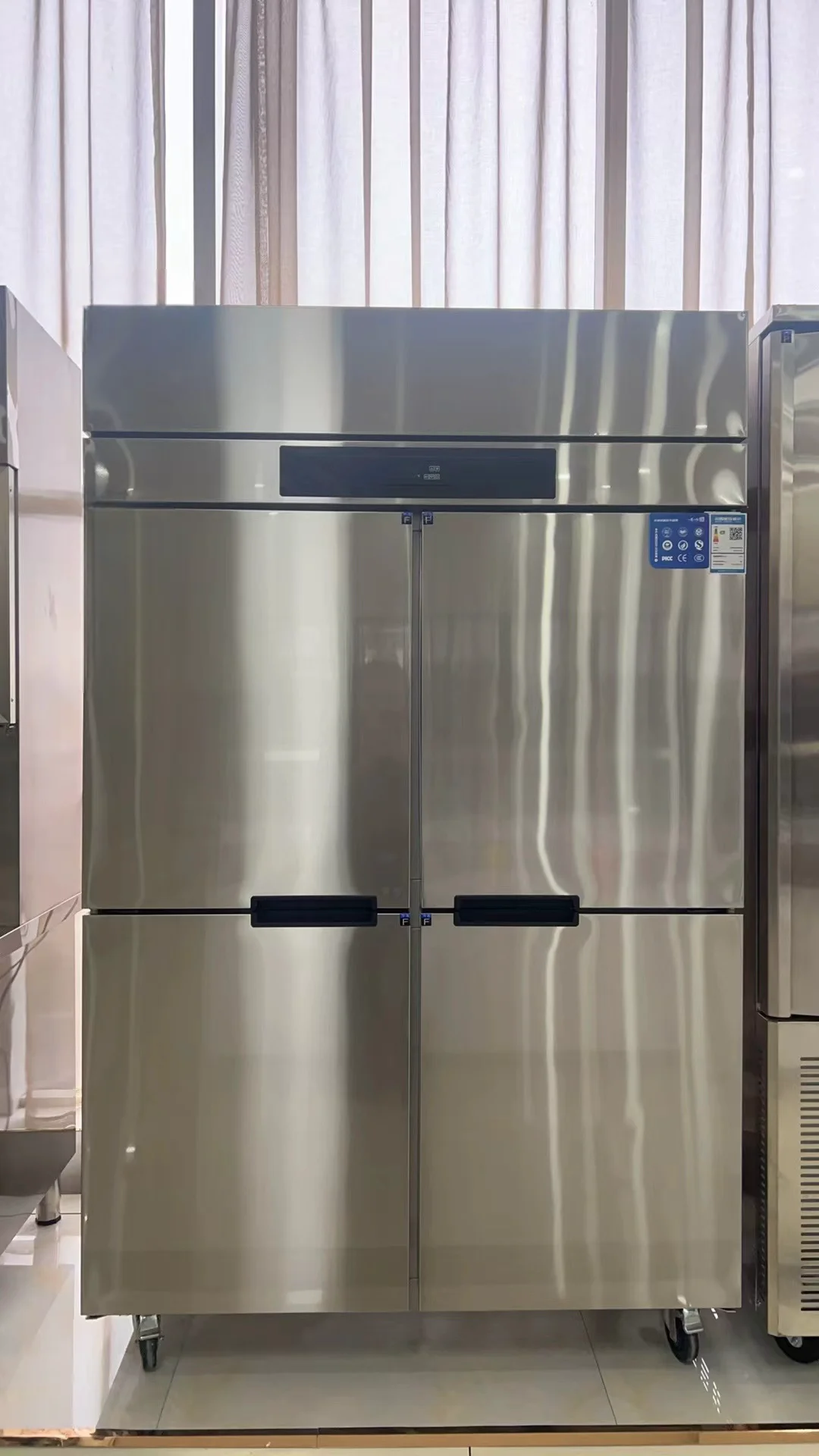 Luxury 4-Door Commercial Vertical Freezer Stainless Steel Kitchen Refrigerator Display Supermarkets Restaurants