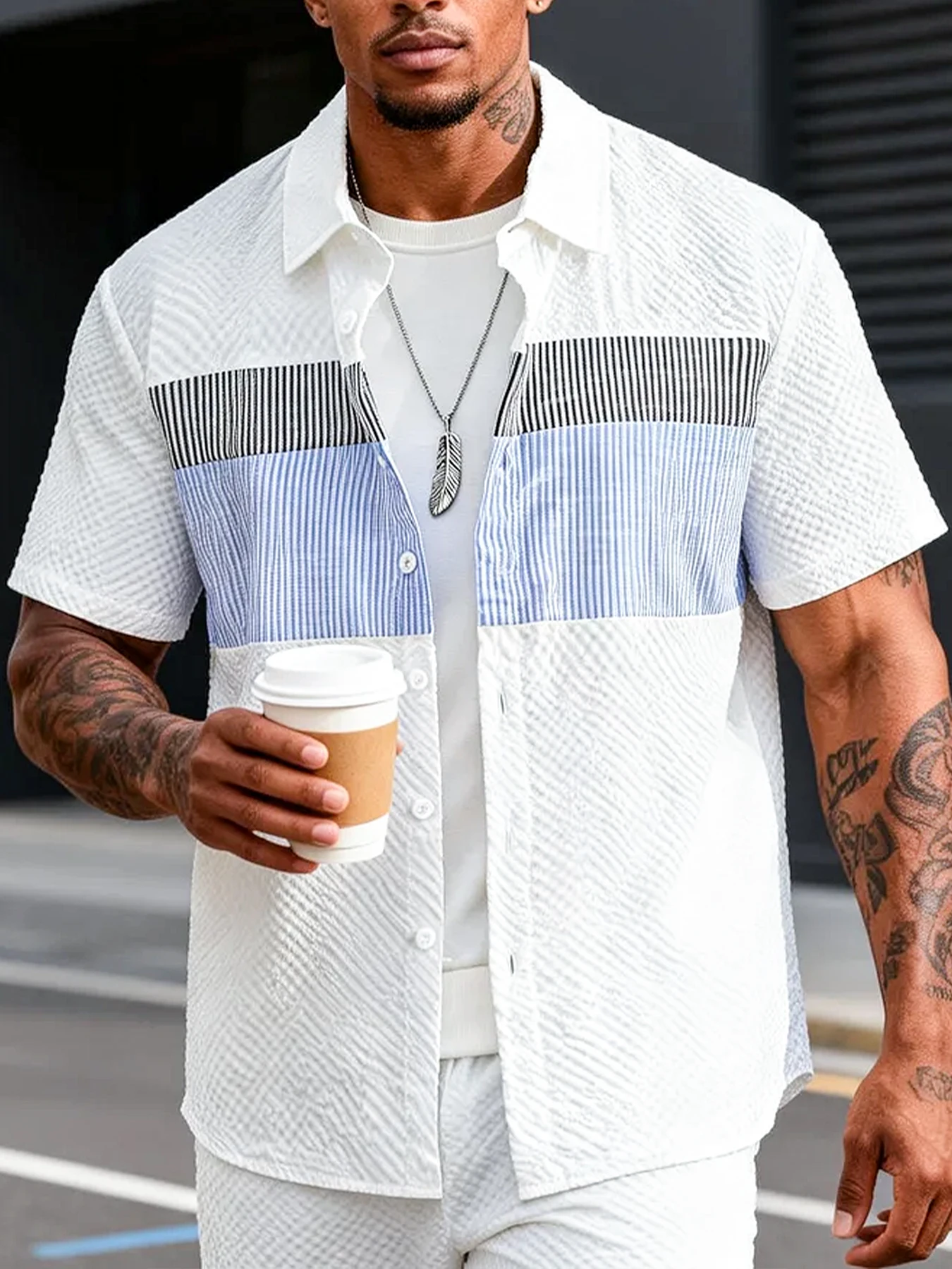 Men's Textured Patchwork Striped Short-Sleeve Casual Shirt, Lightweight Seersucker Shirt with a Turn-Down Collar, Everyday Beach Vacation Men's Refreshing Versatile Top
