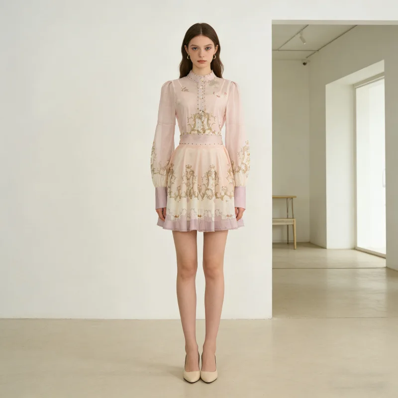 ชุดเดรสวินเทจลายพิมพ์ Ele แบบ 3 ชิ้น เสื้อแขนยาวปกพับกระโปรงทรงบานเอวสูง ผ้ากำมะหยี่