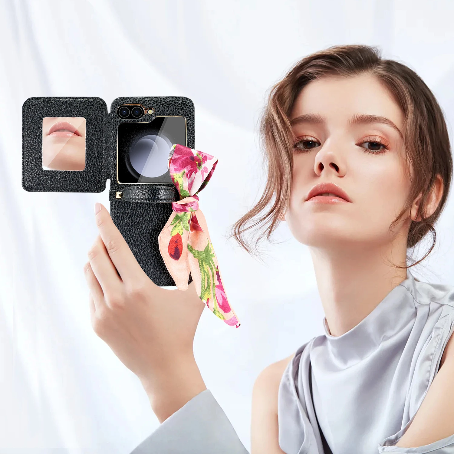 

Чехол для Samsung Galaxy Z Flip 7 6 5 4 3 из искусственной кожи с ремешком на запястье, лентой и зеркалом для макияжа, черный