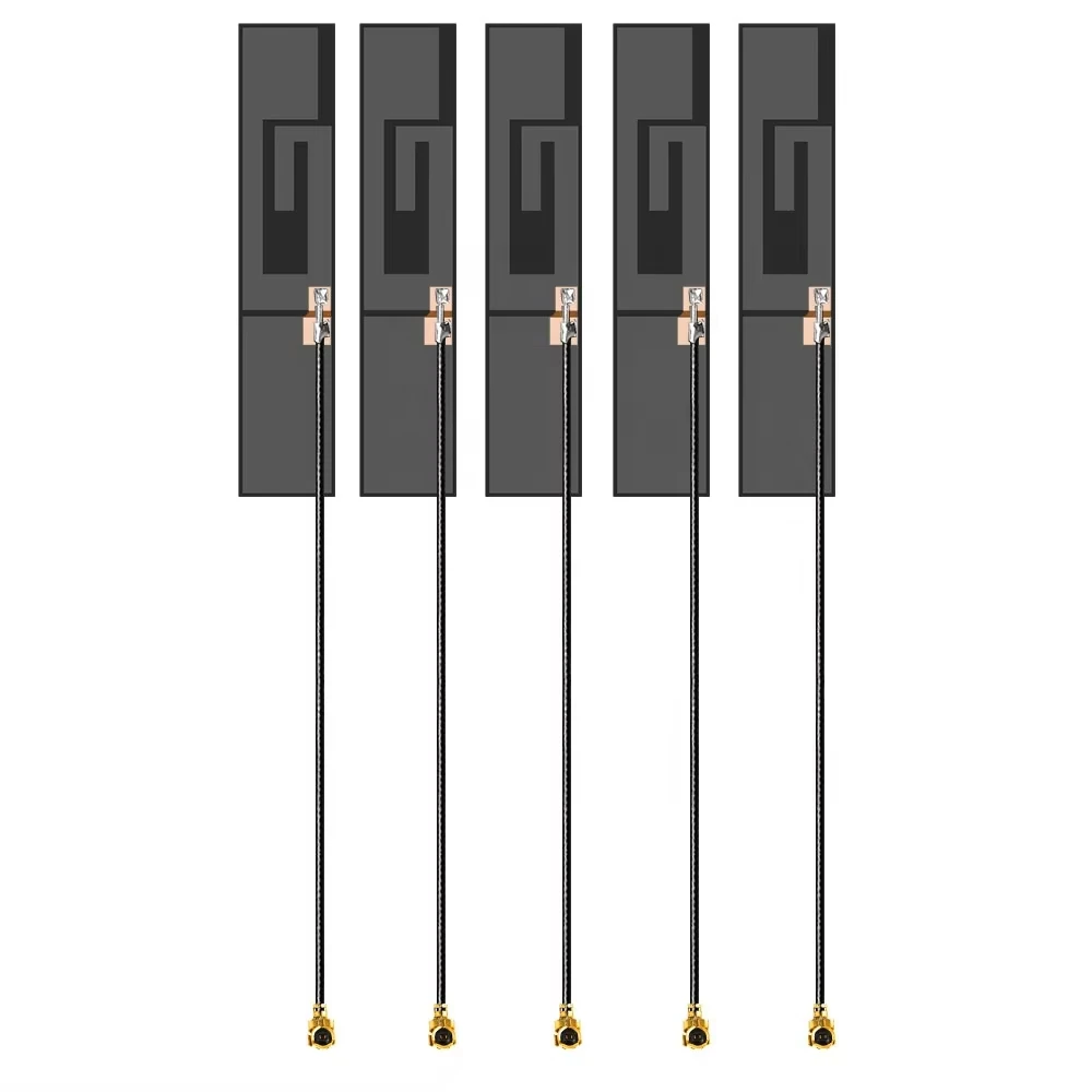 70*15mm High Gain 4G FPC Antenna 700-2700mhz 6dBi Internal Antenna