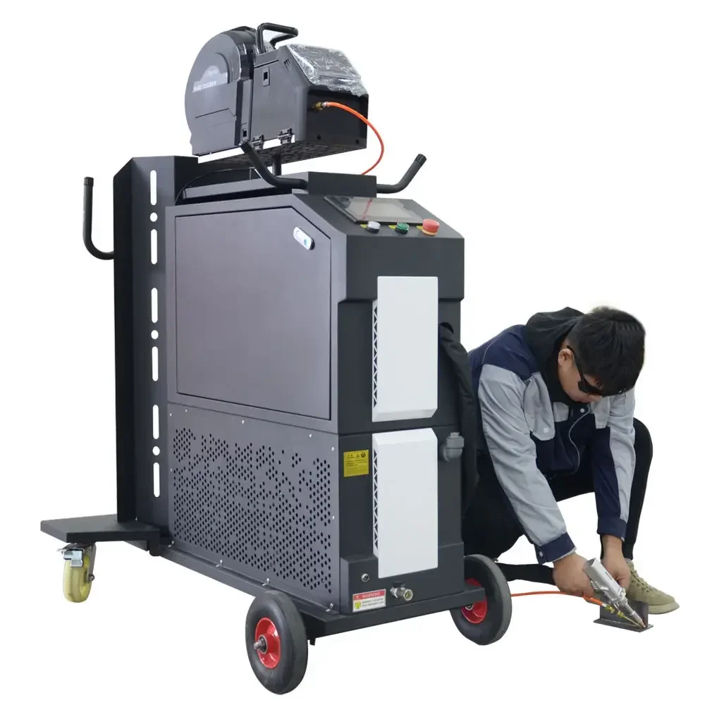 Handheld Fiber Laser Welder 1000w 1500w 2000w 4 in 1 Laser Cleaner Welder Cutter 4 in 1 Laser Welding Machine for SS