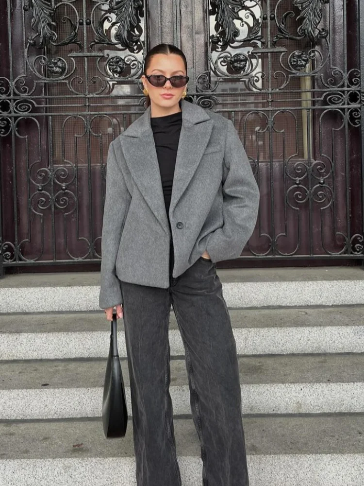 

Chic Lapel Neck Wool Jacket Women 2025 Solid Long Sleeve Loose Fit Shoulder Pad Coat Fashion Fall Winter Office Street Outerwear