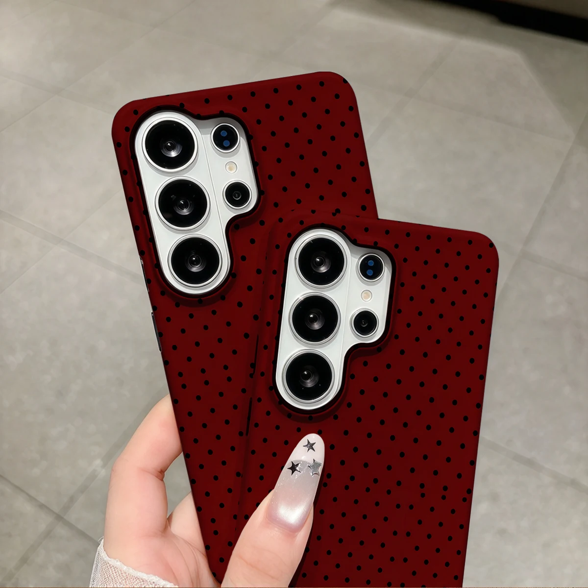 Red Black Gradient Dots Phone Case For Samsung Galaxy S26 S25 Ultra S24 S23 Plus Hard Shock‑Absorption 2-in-1Protective Cover