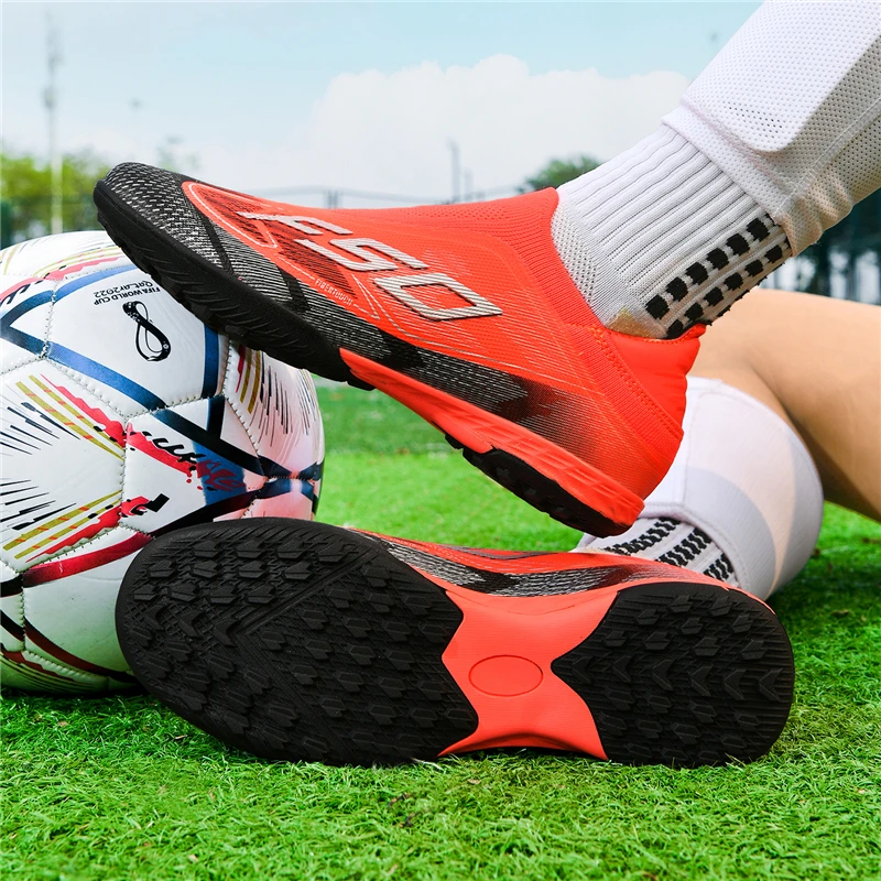 

Men New TF Football Shoes Original Resistant Breathable High Quality Male Non Slip Futsal Soccer Shoes Ultralight Football Boots