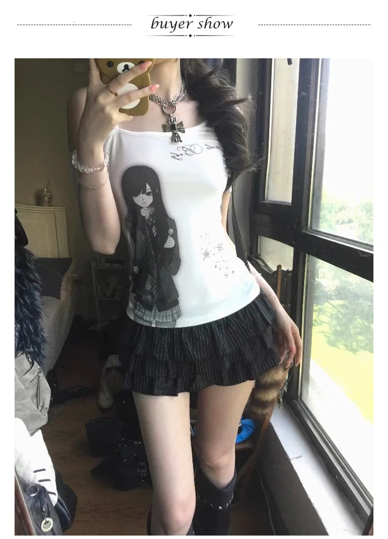 Karrram Japanisches Y2k Anime Print T-Shirt Vintage Harajuku Off-Shoulder Tops 2000er Cutrecore Kurzarm T-Shirt Amerikanisches Retro – Detail 2