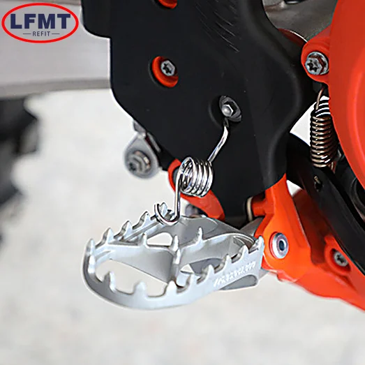 Universal Motorcycle Foot Rest Footpegs Pedals Spring For KTM SX SXF EXC EXCF XC XCF XCW XCFW FREERIDE ADVENTURE SUPER MOTO/R/T