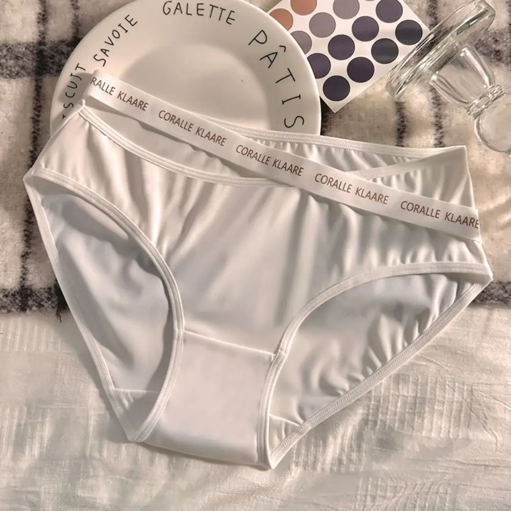 سراويل داخلية ناعمة من الحرير الجليدي رفيعة للغاية وناعمة وسط الخصر على الطراز الياباني ملابس داخلية نسائية بدون خياطة من القطن #1