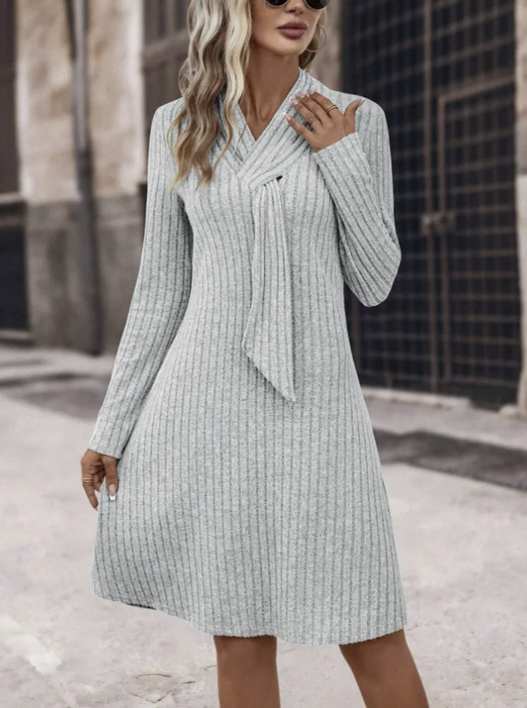 Grey Long Sleeves Dress Female Autumn Winter New High-grade Cinched Waist Slim Elegant Knit Dresses 2024 Trend Oversized