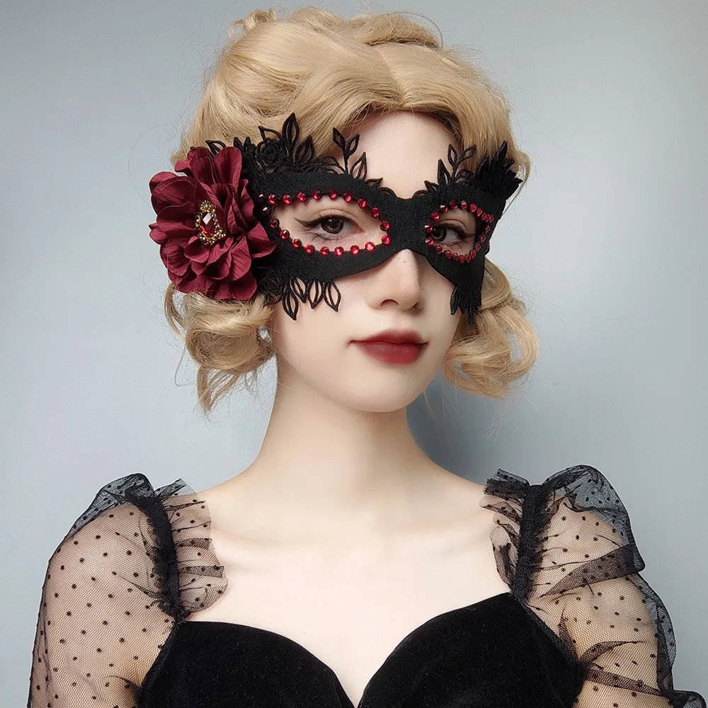 Máscara de ojos Floral de media cara para mujer, venda con diamantes de imitación de flores, accesorios de disfraz de Halloween para fiesta de baile de Cosplay