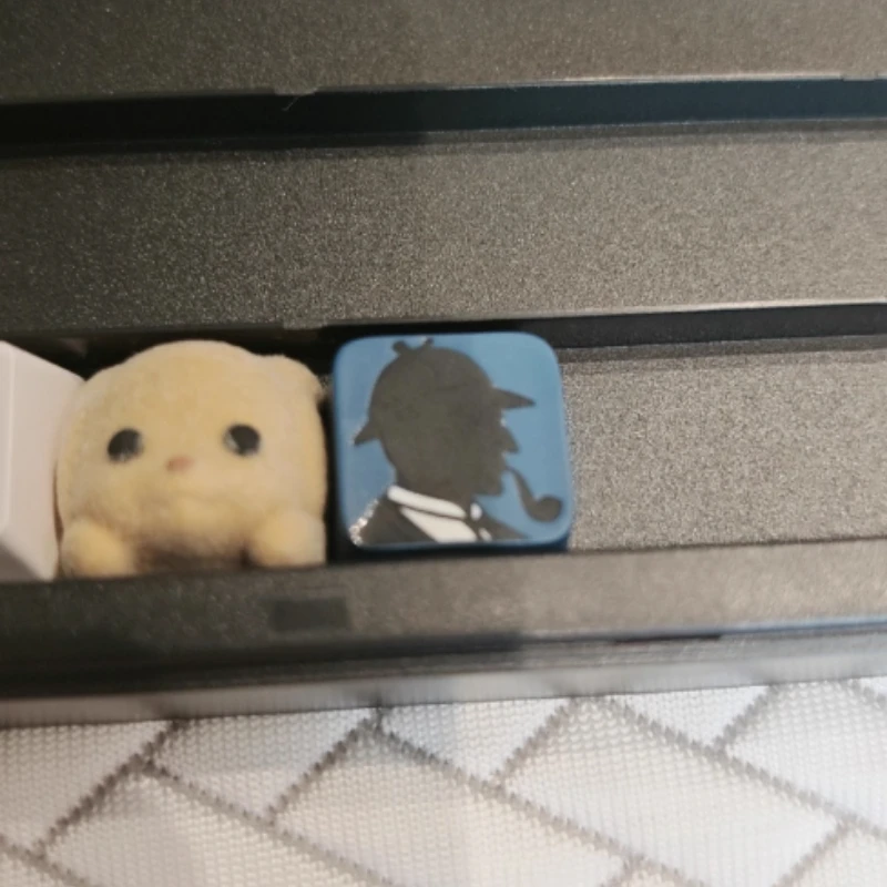 

Sherlock Holmes Keycaps Sherlock Silhouette Classic Literary Design Resin Personalized Caps Custom For Gaming Office Fan Gift