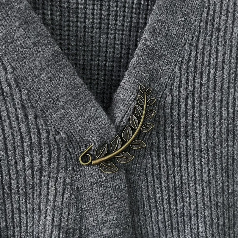 Vintage New Creative Pin Alloy Retro Branches Brooch Simple Sweater Shawl Buckle Cardigan Hat Pin Women Men Accessories Jewelry