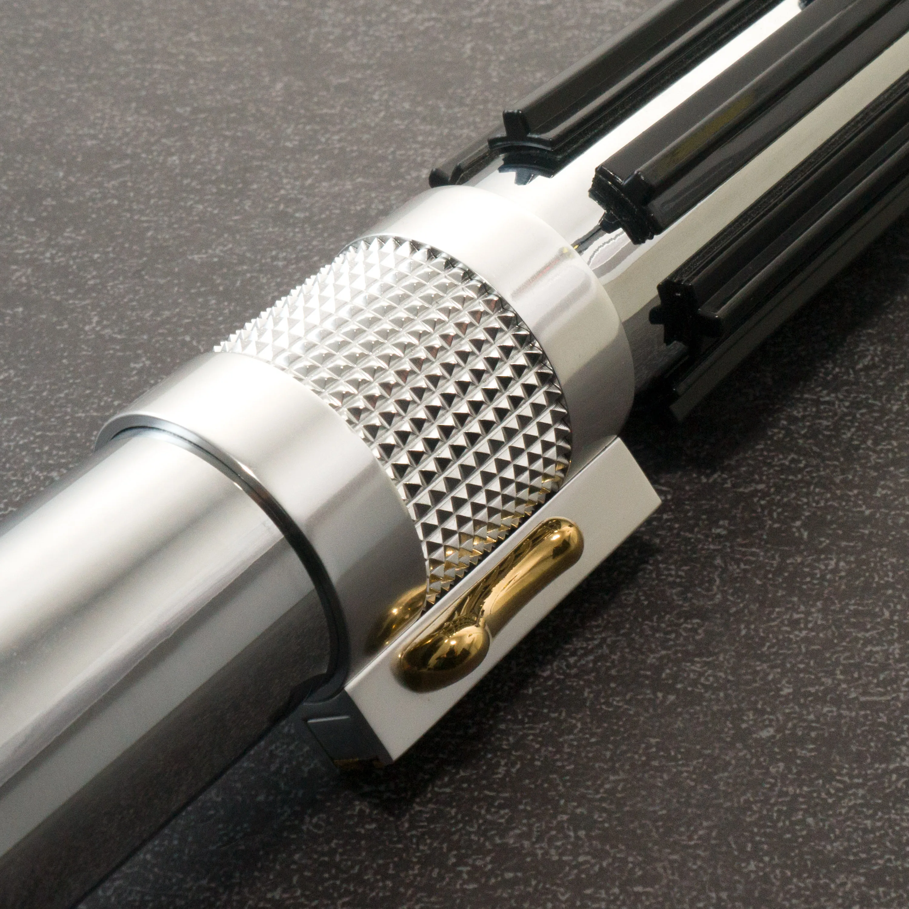 Skinnyflex Anakin ep3 Neopixel Lightsabers Gevest Neopixel Blade 7