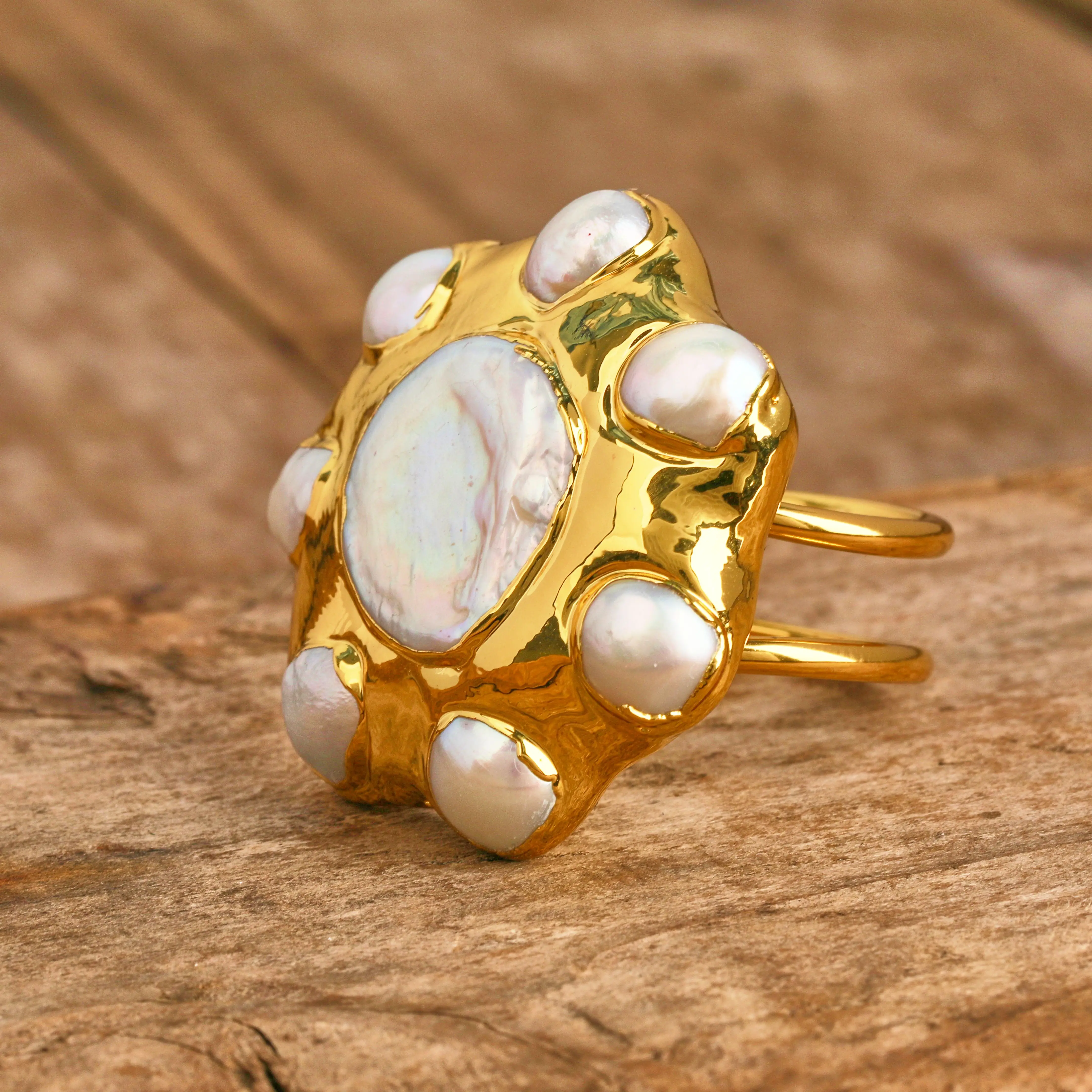 

Luxurious 18K Gold-Plated Copper Jewelry Classic Style Baroque Freshwater Pearl Fashion Ring Natural Beauty with Light Luxury