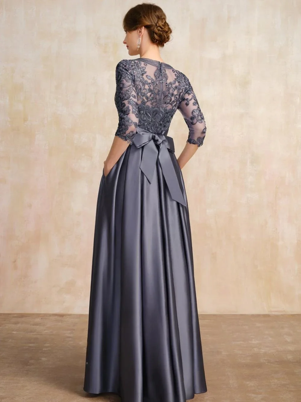 A-line Scoop Illusion Floor-Length Lace Satin Mother of the Bride Dress With Bow Sequins vestidos de novia