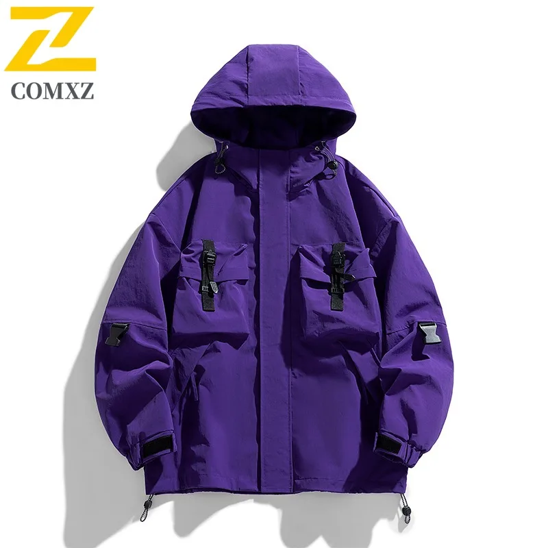 سترة عمل بقلنسوة على الطراز الكوري للرجال من COMXZ مقاومة للرياح ومقاومة للماء سترة جبلية خارجية مع جيوب متعددة ألوان متعددة 2025 #3