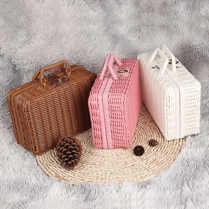 Retro Blue/White Rattan Suitcase Portable Woven Gift Box Cosmetic Storage Box Wicker Rattan Picnic Laundry Baskets Home Storage