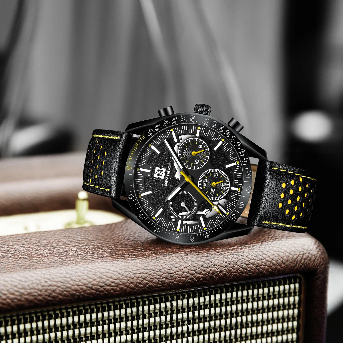 

44.5mm Men Luxury Watch Leather strap Wristwatch install Quartz Movement 3ATM Diving Men's Wristwatch