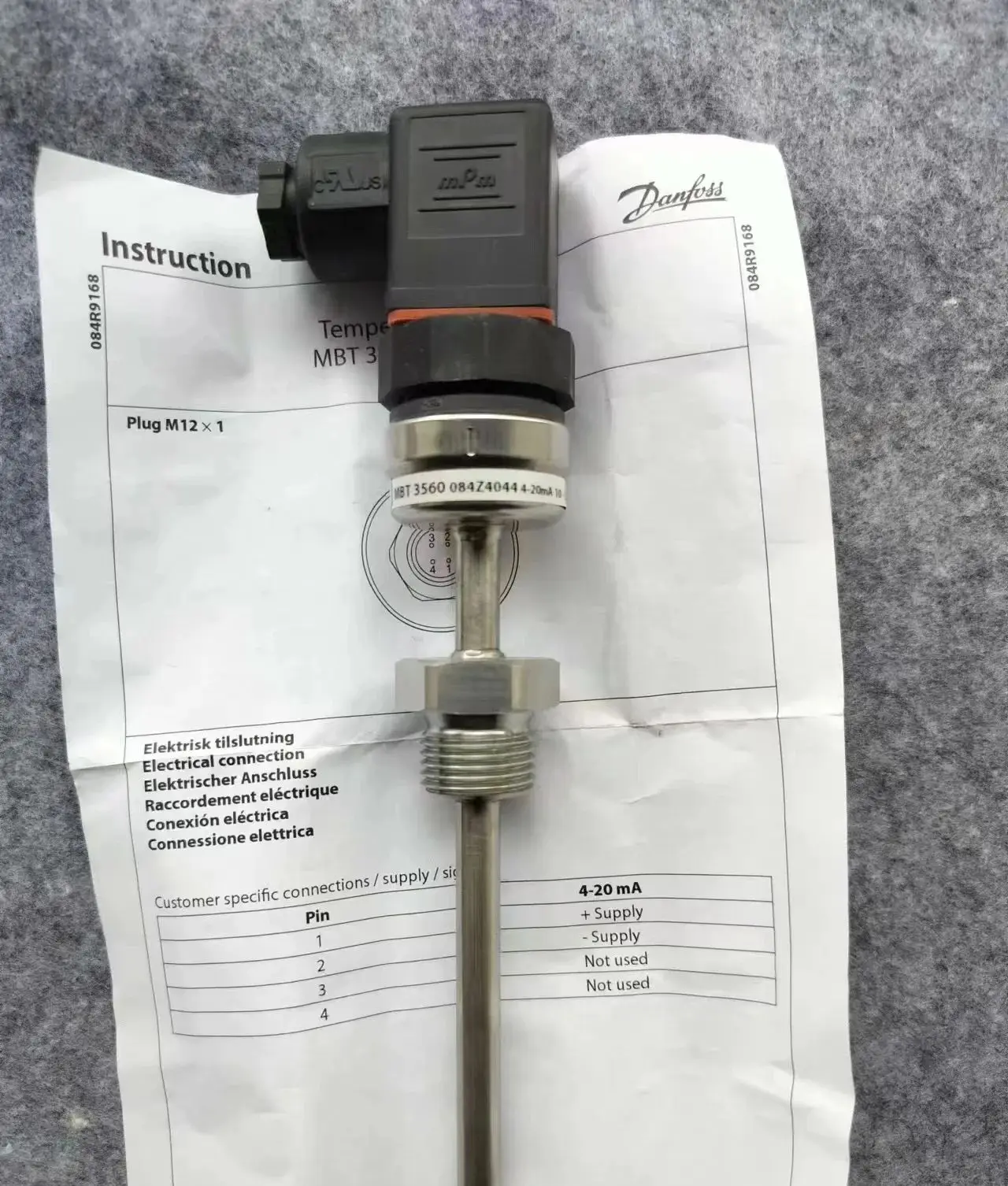 

Danfoss MBT3560 084Z4044 084Z4065 084Z4030 084Z4034 084Z4123 Tempresure Sensor