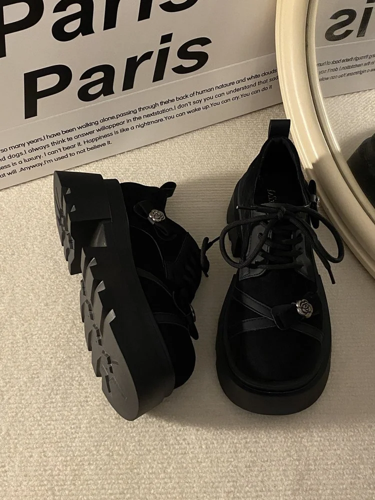 Damen Y2K Trendige Plateau-Schuhe mit Rosenschnalle und Riemen, Chunky-Sohle, Modische Coole Schuhe für Festival, Shopping, Date, Party – Detail 8