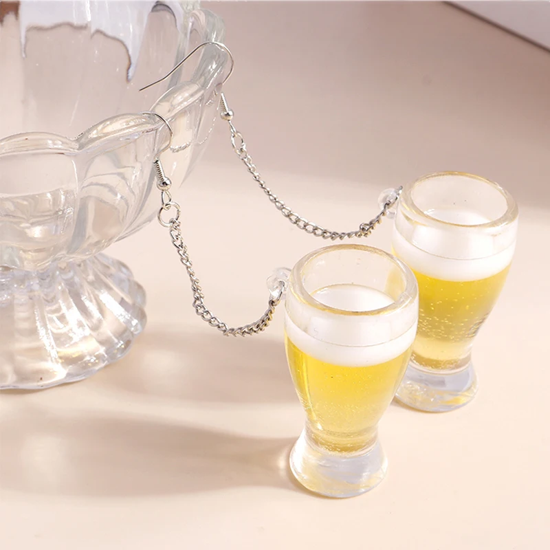 Aihua Klassische 3D-Bierbecher-Ohrringe für Frauen, Persönlichkeit, lustig, Pub, Bier, Zigarette, Würfel, Ohrringe, Party-Schmuck, Geschenke – Detail 12