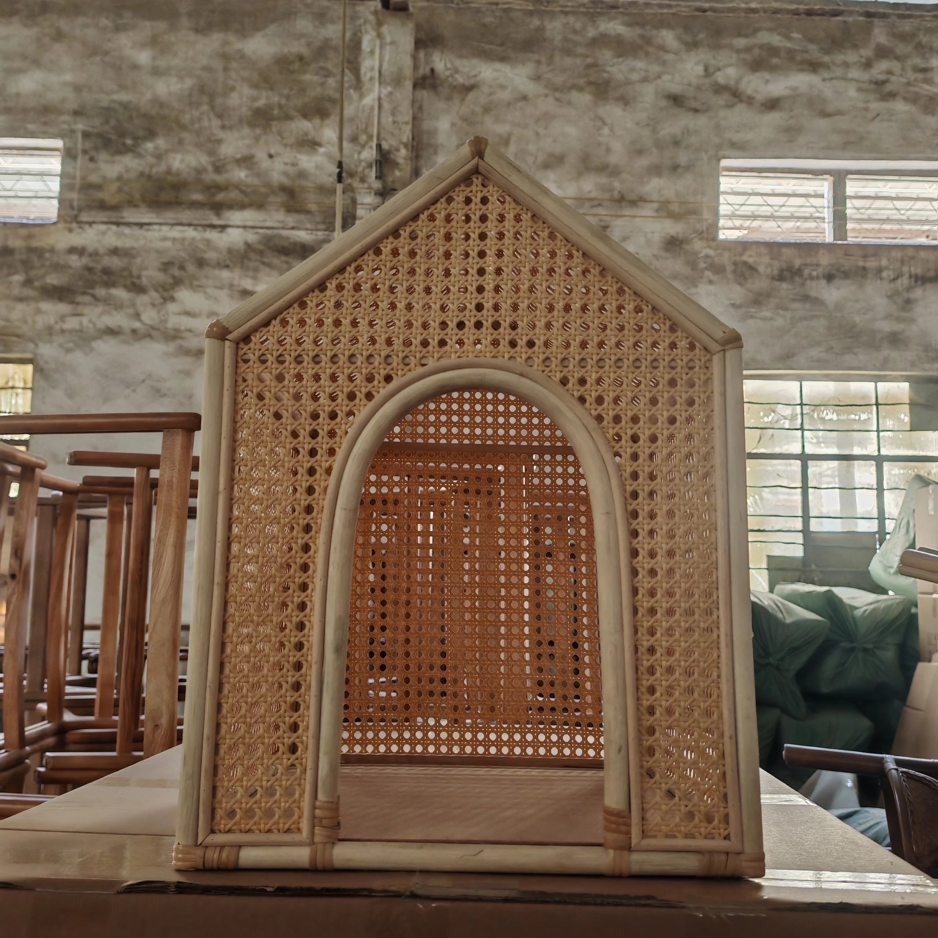 Natural rattan pet house cat and dog nest and living room bedroom or villa bed