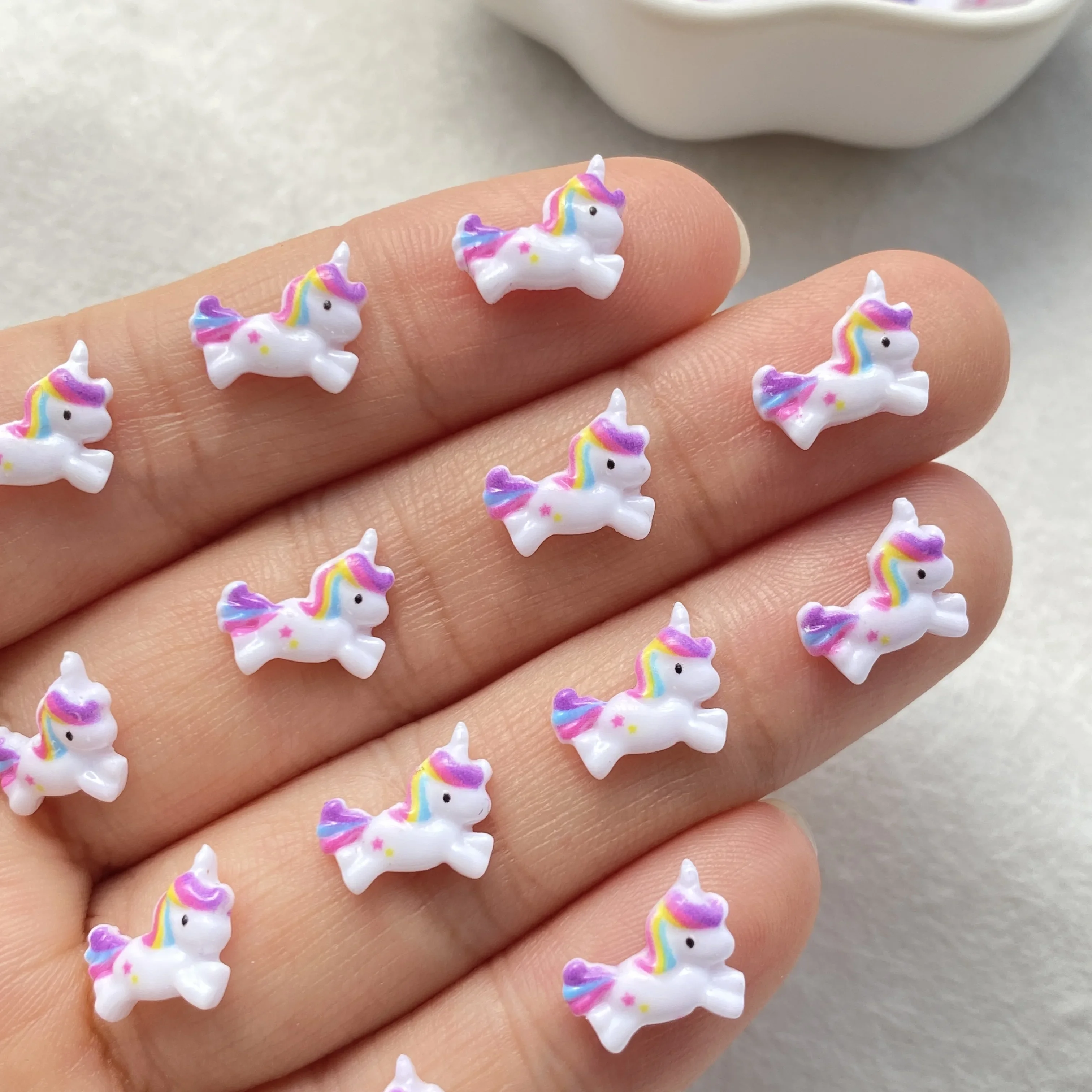 50 Uds. De dijes de resina para uñas de diseño de unicornio para decoración artística de uñas 3D DIY, accesorios creativos para manualidades con diamantes de imitación