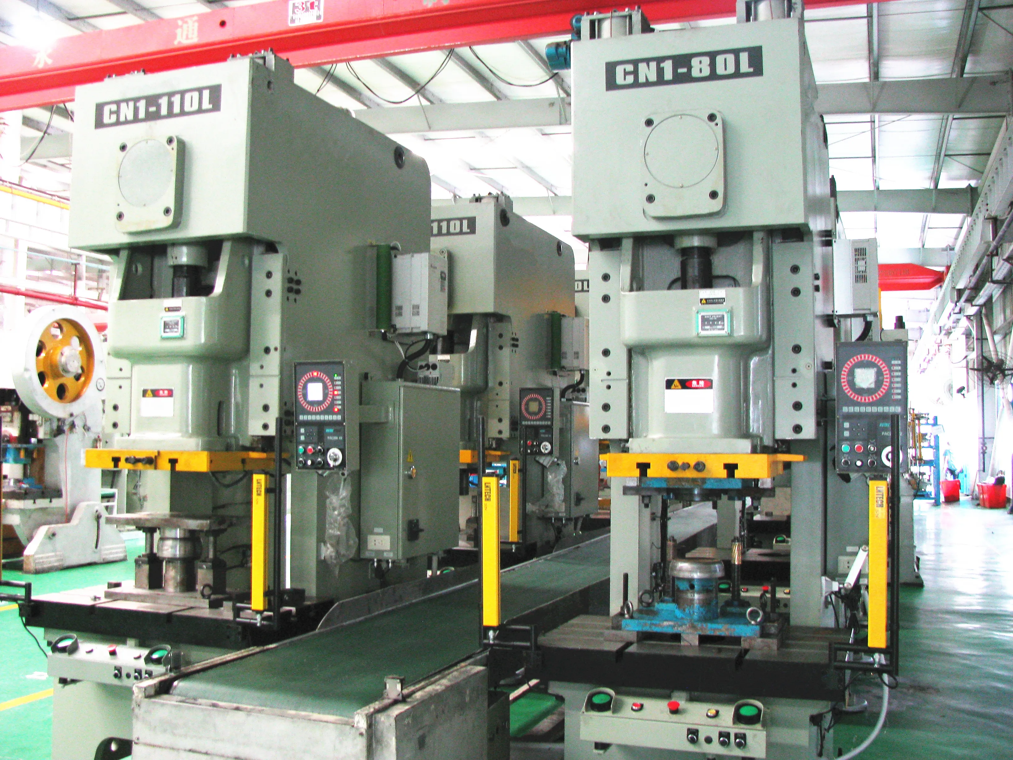 Mechanische Power Press Punching Hole Machine Stahlstanzmaschine für die Automobilindustrie