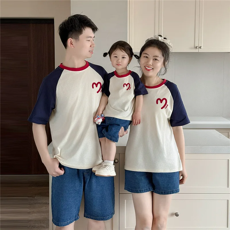 

Same Family Outfits Parent-child Matching Clothing Summer Father Mother and Daughter Son Baby Short Sleeve T Shirt Denim Shorts
