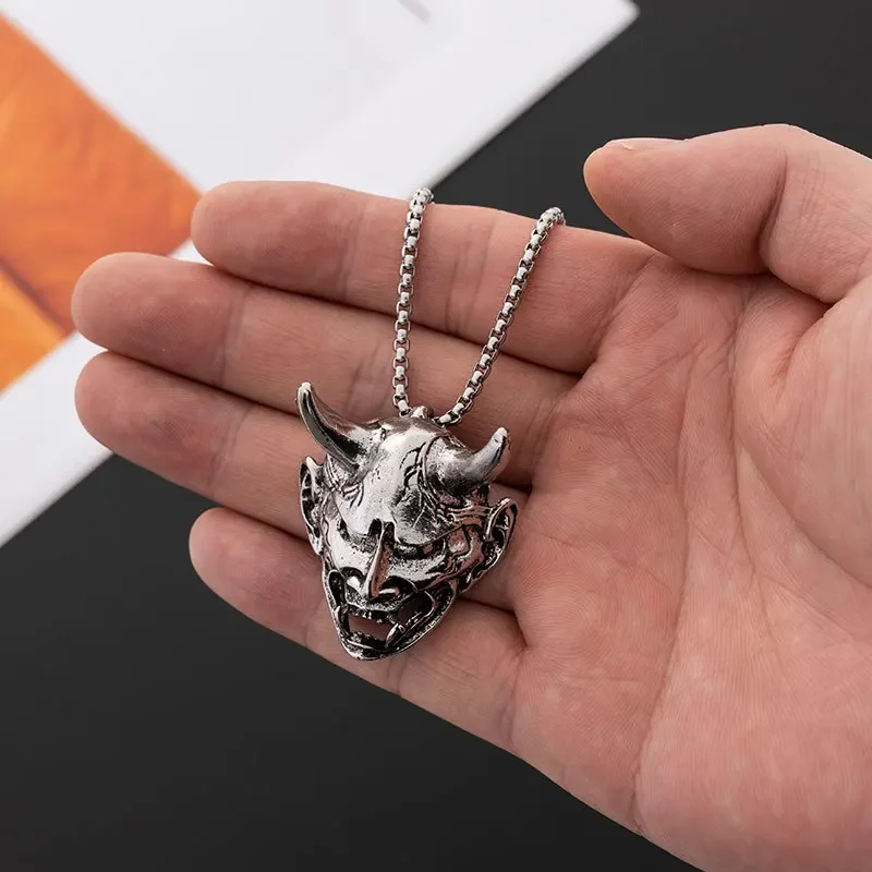 Medal Noh Mercy Ghosts Personalized Pendant Necklace Hip Hop Personality Design Sweater Chain for Man Dress Up Ball Accessories