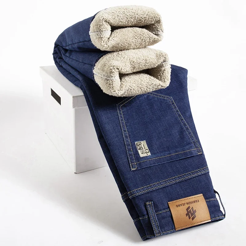 Pantalones rectos de mezclilla de pelusa de cordero de invierno para hombre, Vaqueros gruesos de talla grande 40, Vaqueros elásticos de cintura alta con forro polar, Vaqueros ajustados cálidos